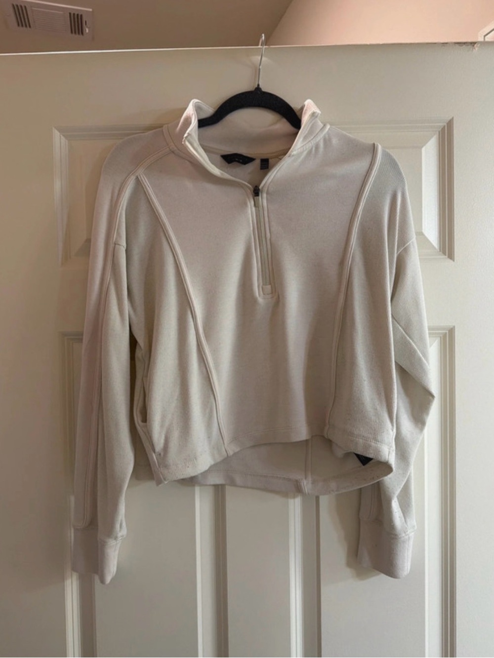Danskin Cream Half-Zip Cropped Pullover